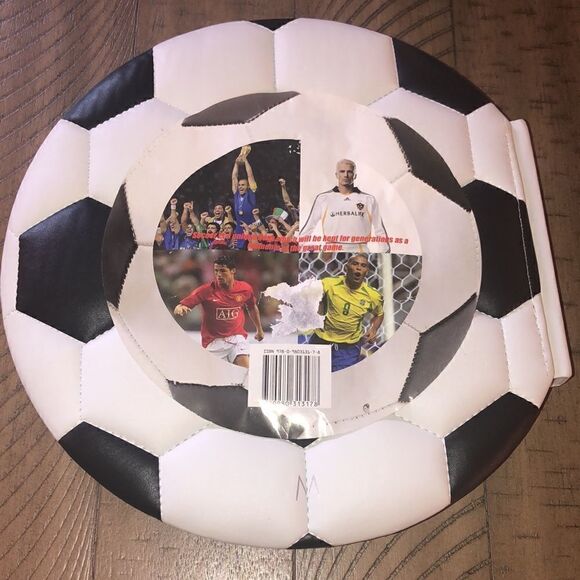 🥅 ⚽️ Soccer ⚽️ Set Vegan Leather Book with Pele Stars ⭐️ of Soccer Ball Bank 🏦 - Picture 14 of 17